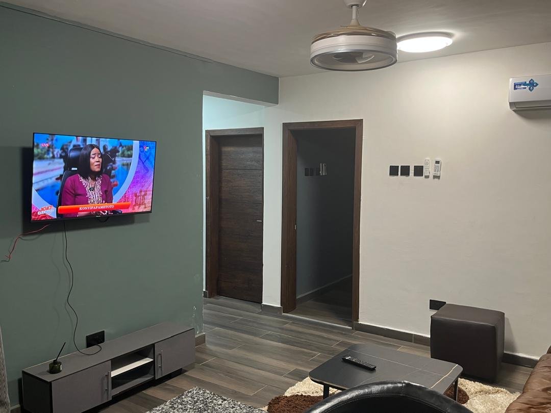 Nana Senti Apartment (OMG)