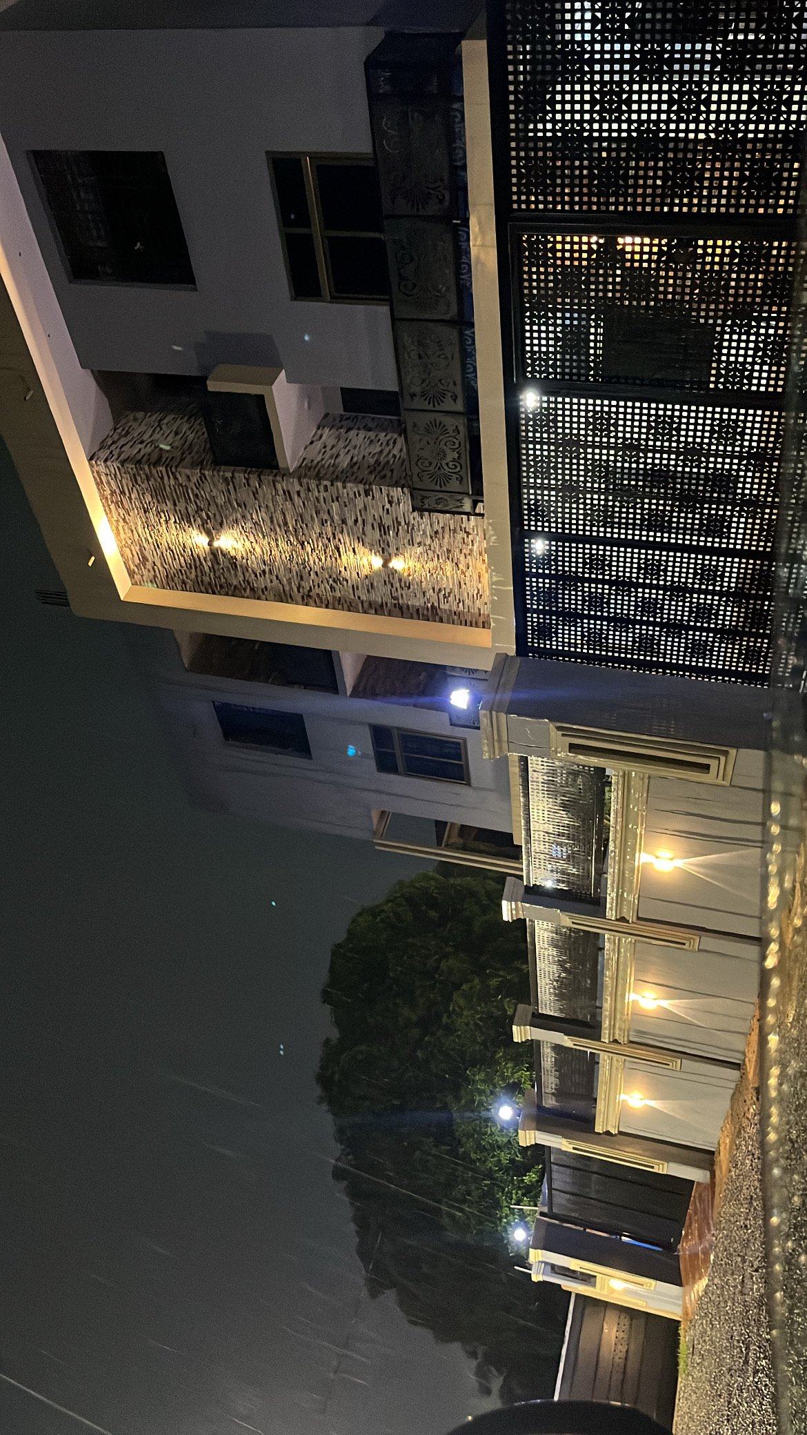 Galaxy Apartment